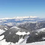Stare Koliesko, Jasna, Lejlighed *