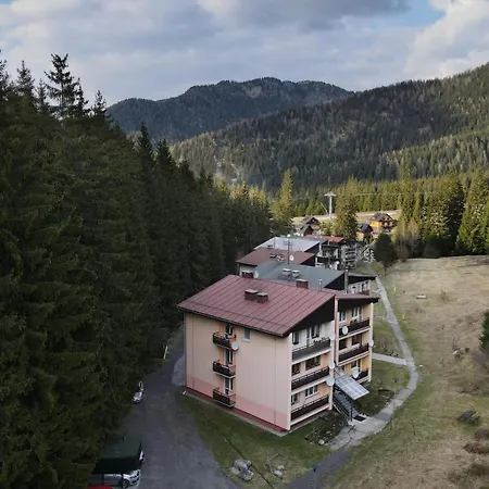 Stare Koliesko, Jasna, *