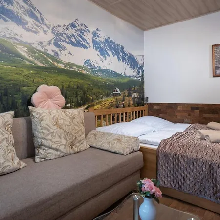 Stare Koliesko, Jasna, Apartament *
